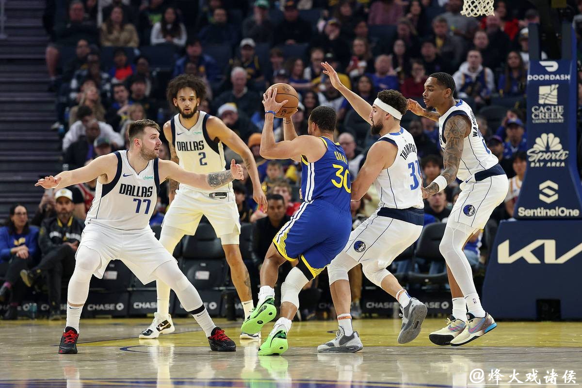 东契奇45+11+13库里空砍26+10 独行侠力克勇士