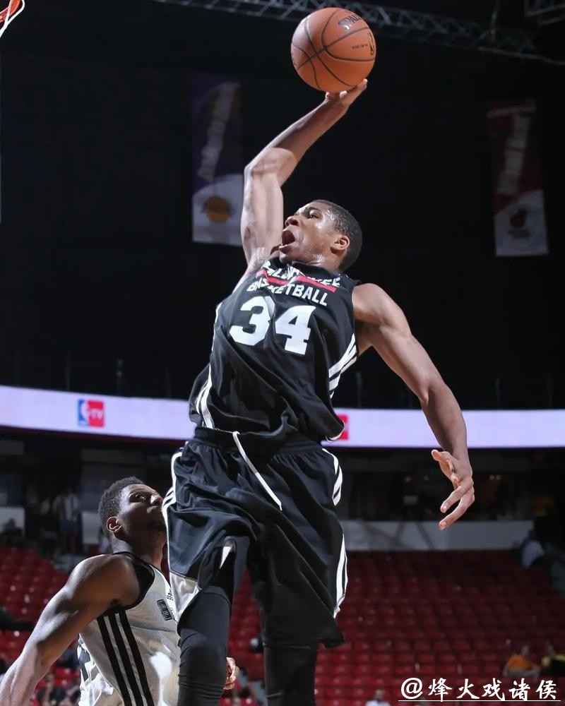 字母哥35+12雄鹿大胜猛龙 鹈鹕轻取爵士3连胜